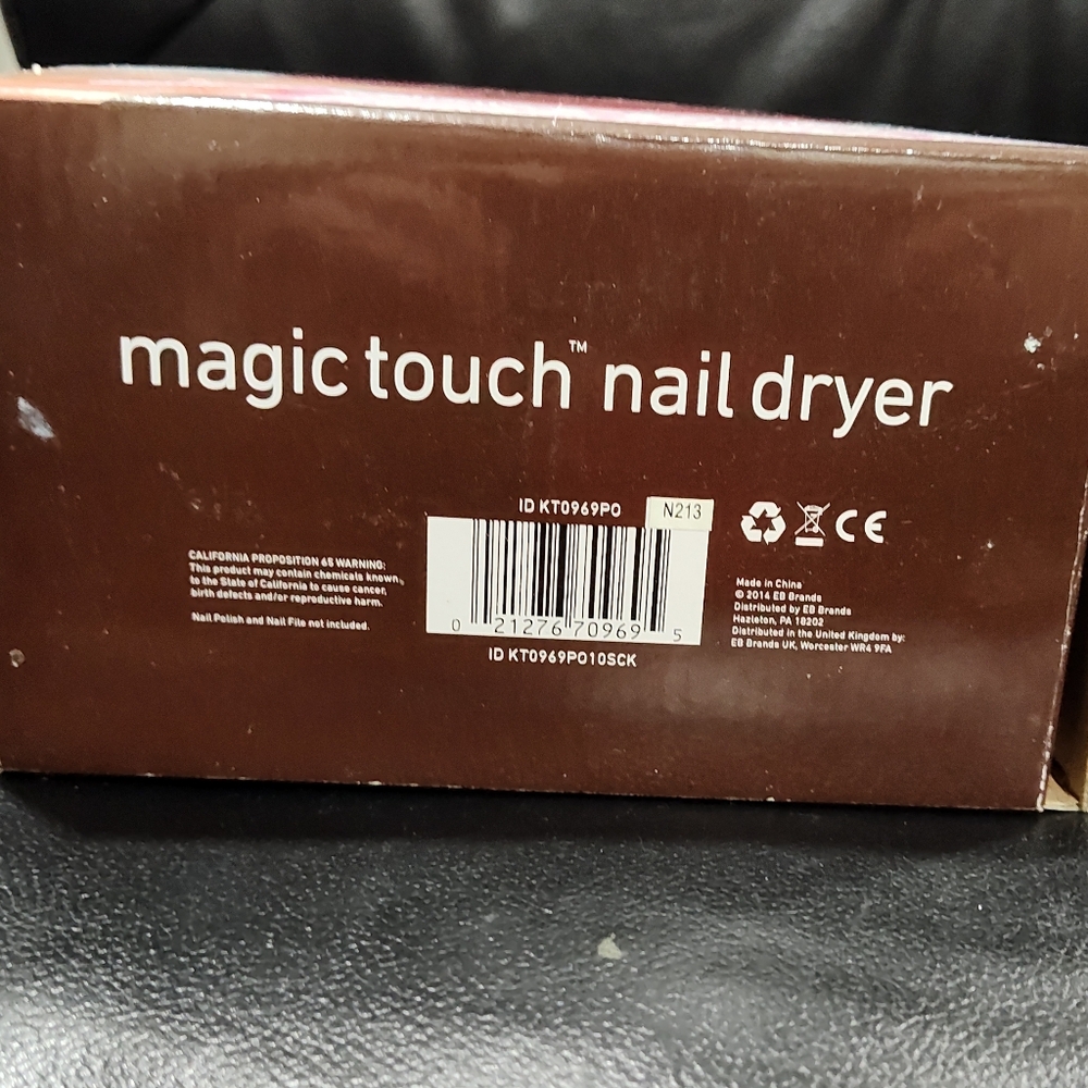 NEW - Perfect Solutions Magic Touch Nail Dryer- Dries Nails In 2 Minutes - Picture 3 of 3